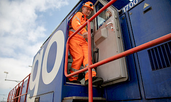 Nach vielen Jahren gibt es beim B100-Lokpersonal von Cargo endlich wieder eine Lohnerhöhung. © SBB Cargo.