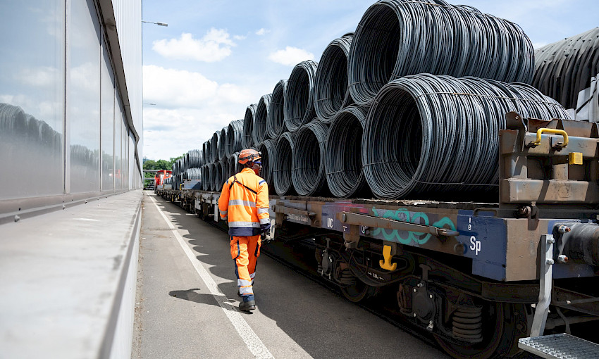 Treno merci della FFS Cargo a Gerlafingen. © FFS / Lukas Pitsch